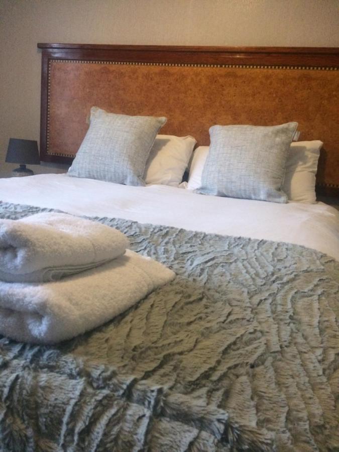 Llansantffraid-ym-Mechain The Lion Hotel المظهر الخارجي الصورة